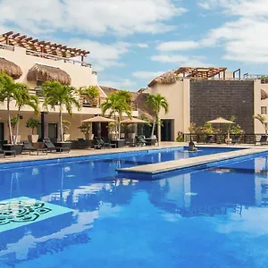 Aldea Thai L Resort-style Pool & Gym Apartamento